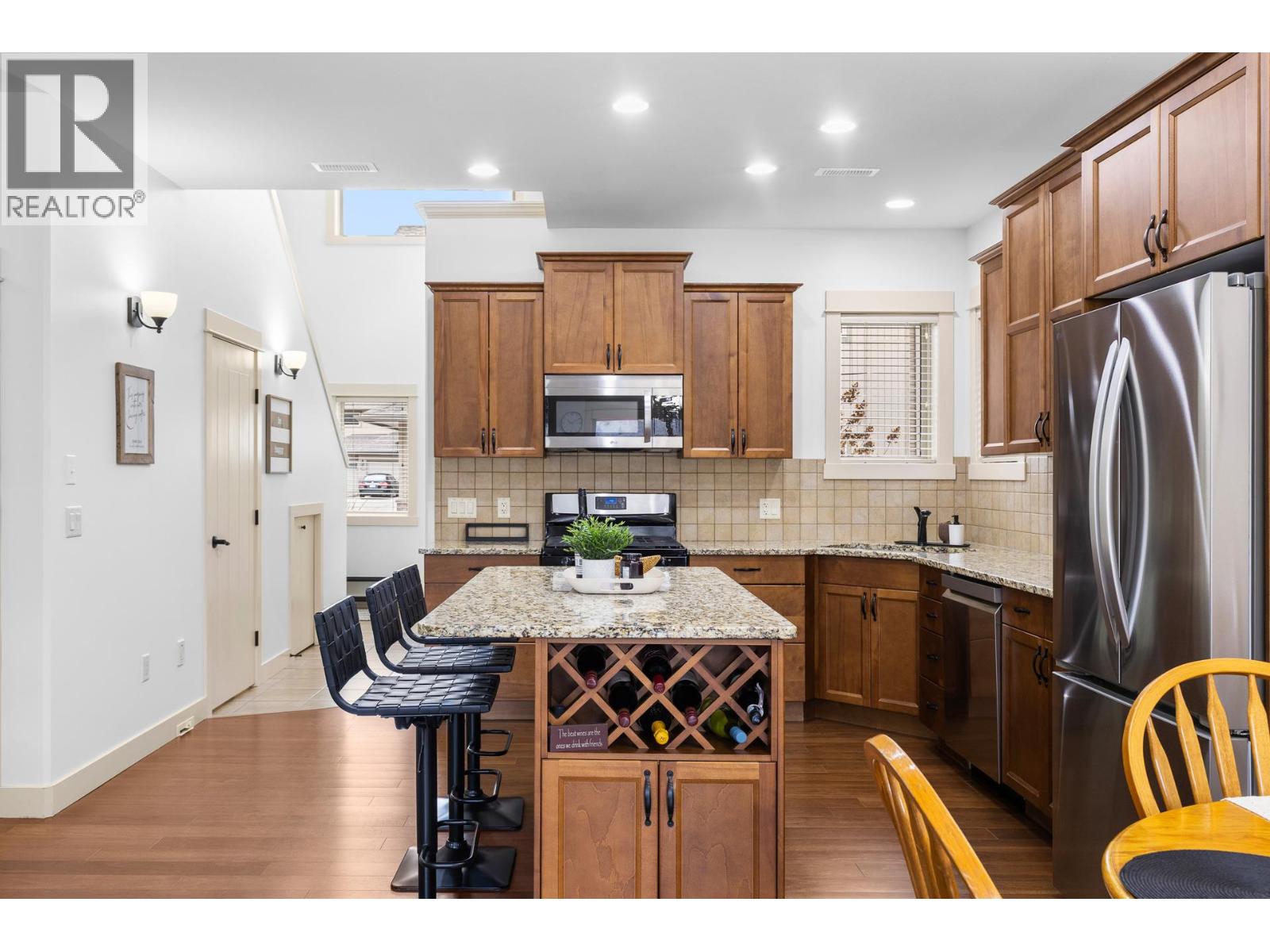 3350 Woodsdale Road Unit# 504, Lake Country, British Columbia  V4V 2R7 - Photo 11 - 10377856