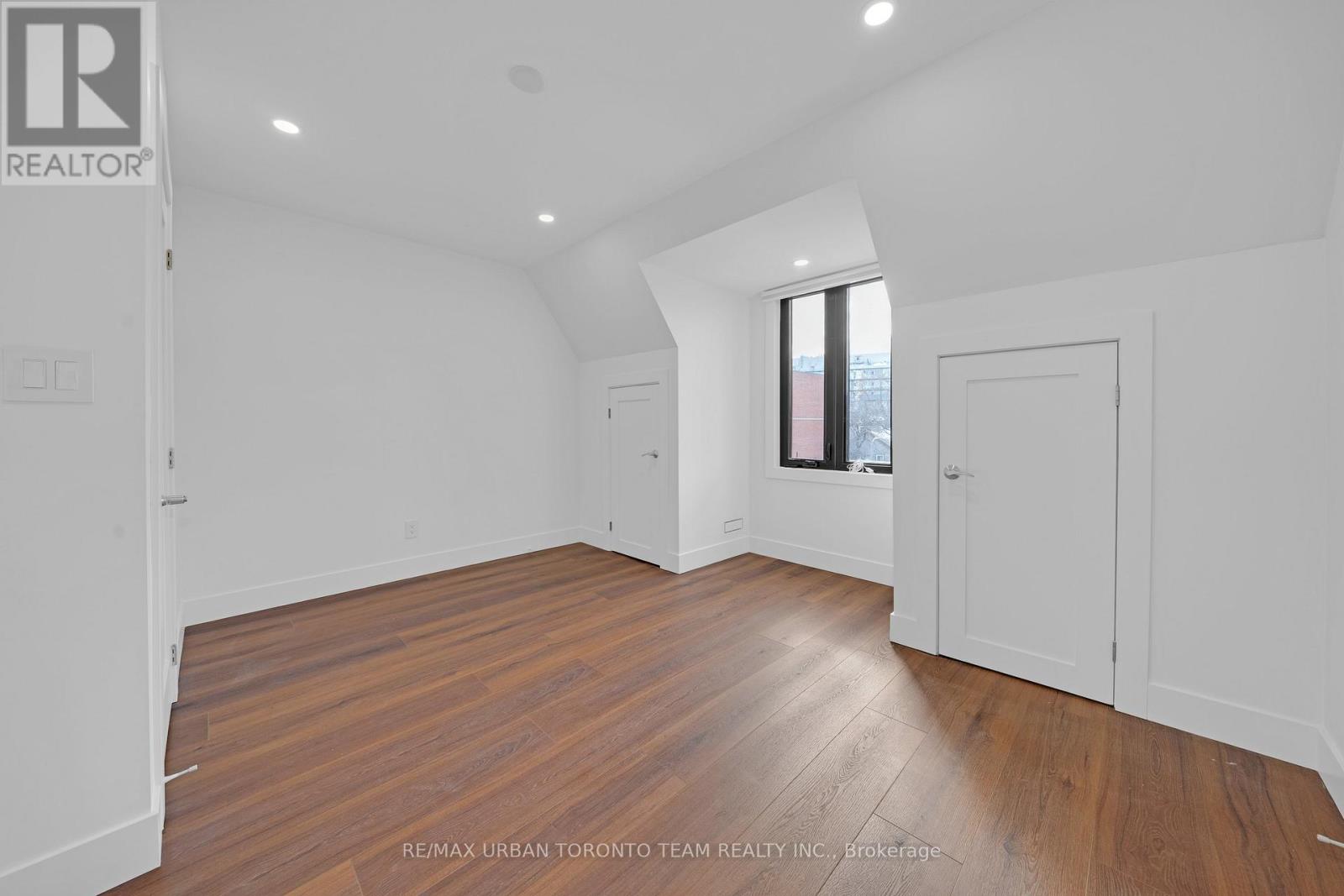 5 Wascana Avenue, Toronto, Ontario  M5A 1V6 - Photo 33 - C12991506