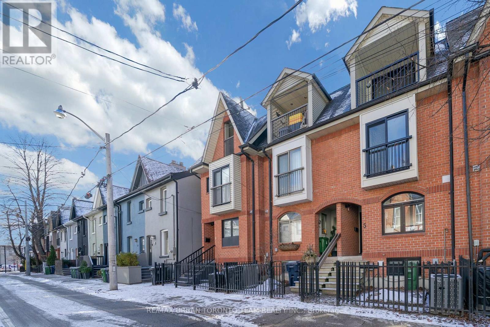 5 Wascana Avenue, Toronto, Ontario  M5A 1V6 - Photo 48 - C12991506