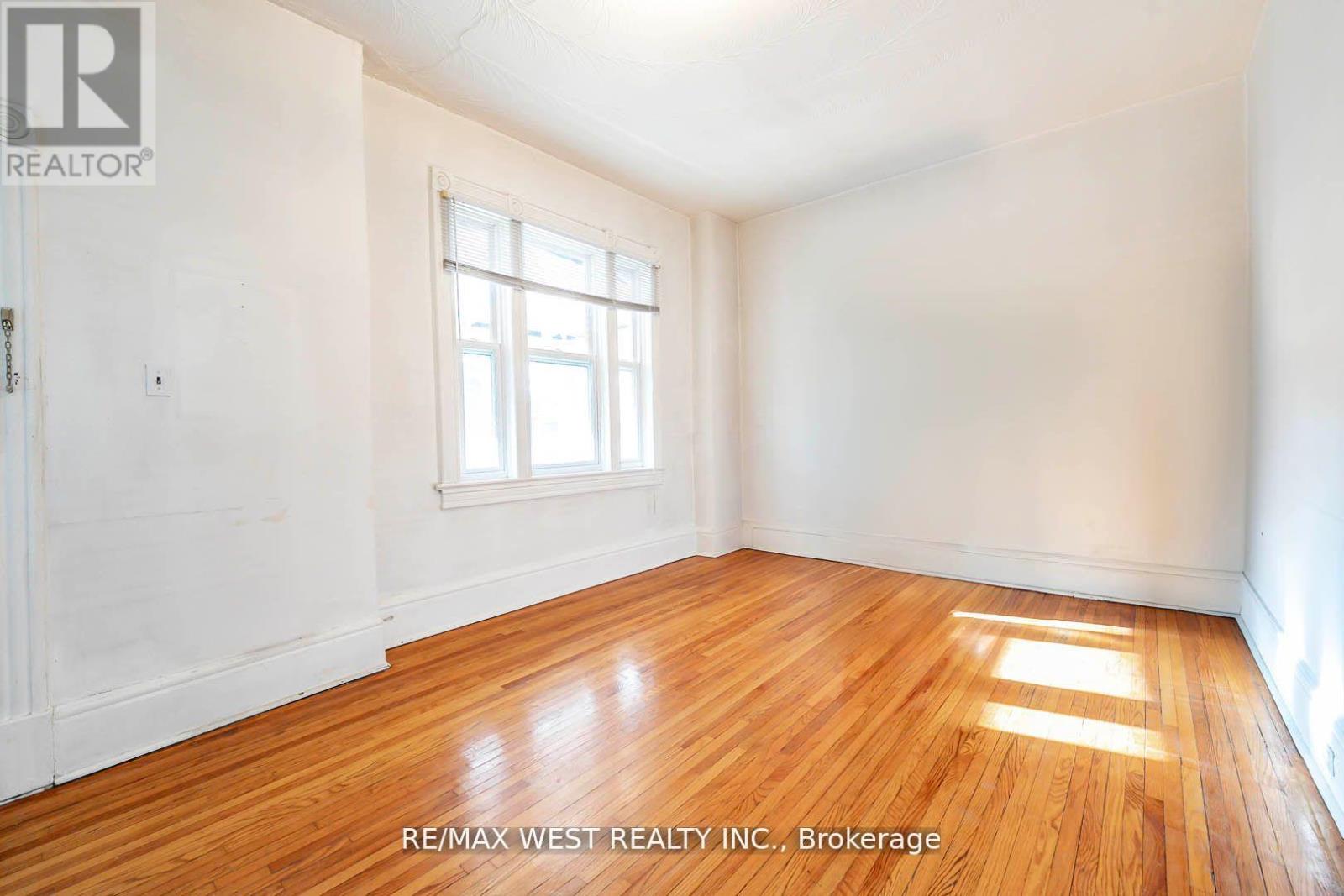 217 Gladstone Avenue, Toronto, Ontario  M6J 3L5 - Photo 17 - C12991594