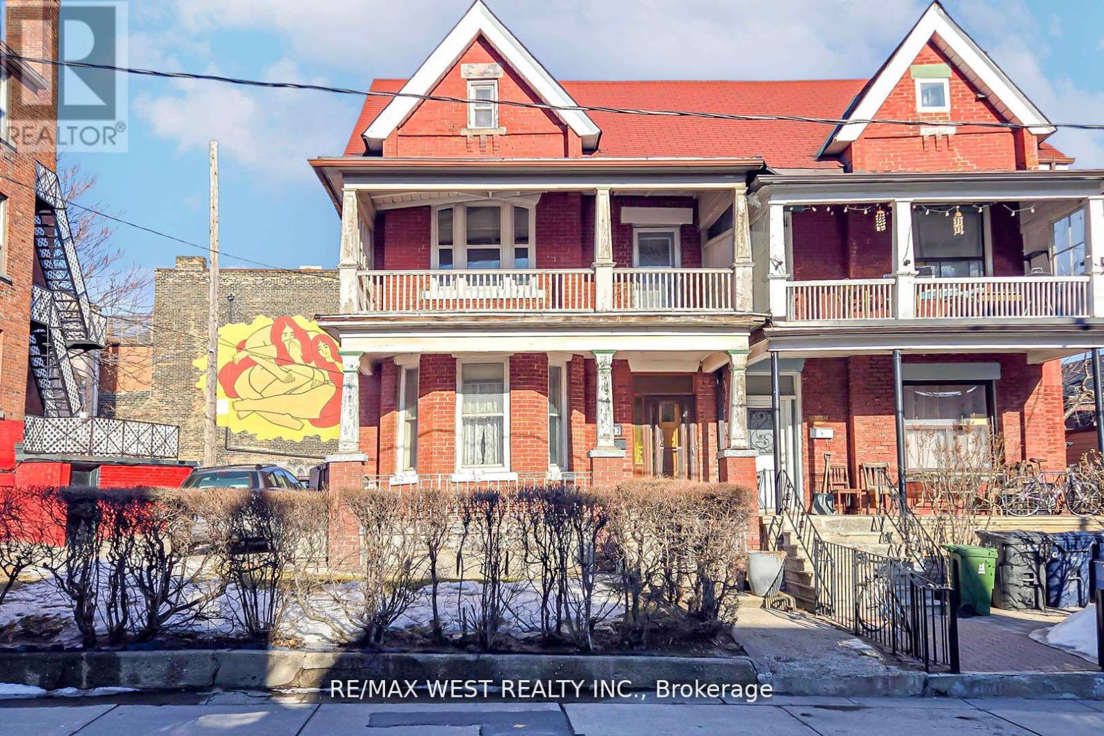 217 Gladstone Avenue, Toronto, Ontario  M6J 3L5 - Photo 3 - C12991594