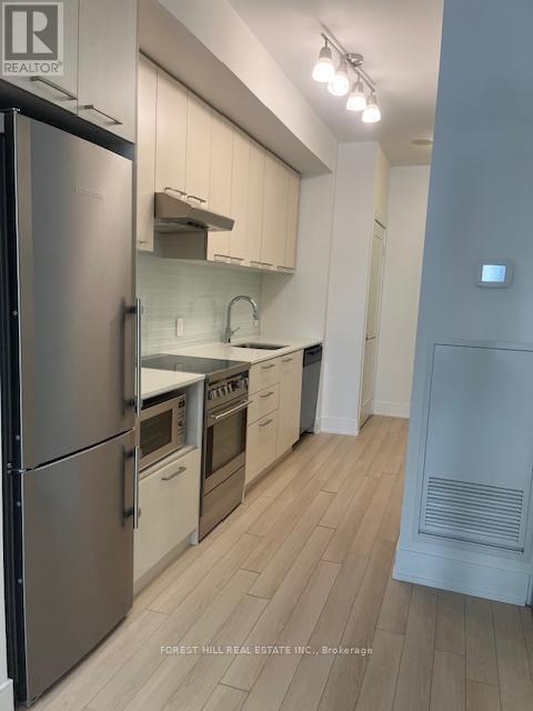 203 - 310 Tweedsmuir Avenue, Toronto, Ontario  M5P 2Y2 - Photo 11 - C12991598