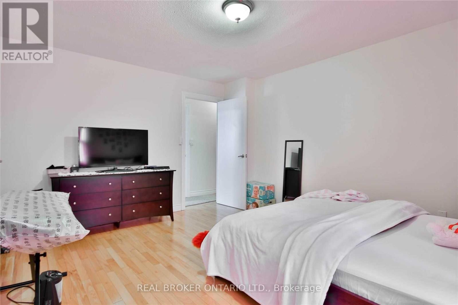 1804 - 20 Edgecliff Golfway, Toronto, Ontario  M3C 3A4 - Photo 16 - C12991602