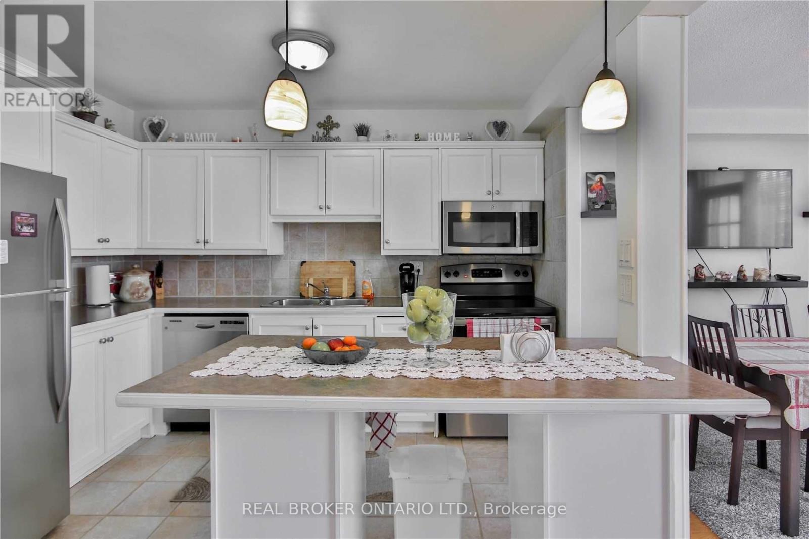 1804 - 20 Edgecliff Golfway, Toronto, Ontario  M3C 3A4 - Photo 6 - C12991602