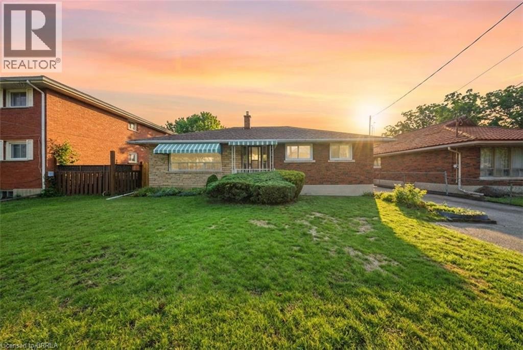 51 GRAHAM Avenue, brantford, Ontario