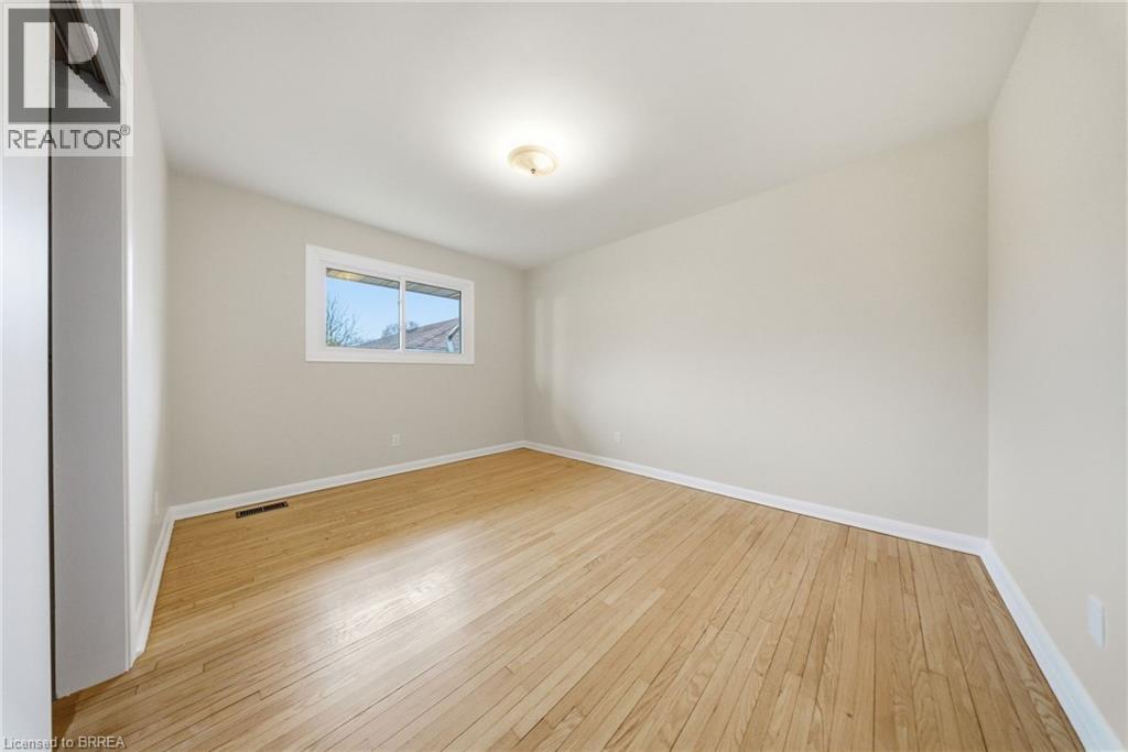 51 Graham Avenue, Brantford, Ontario  N3T 1C6 - Photo 12 - 40818899