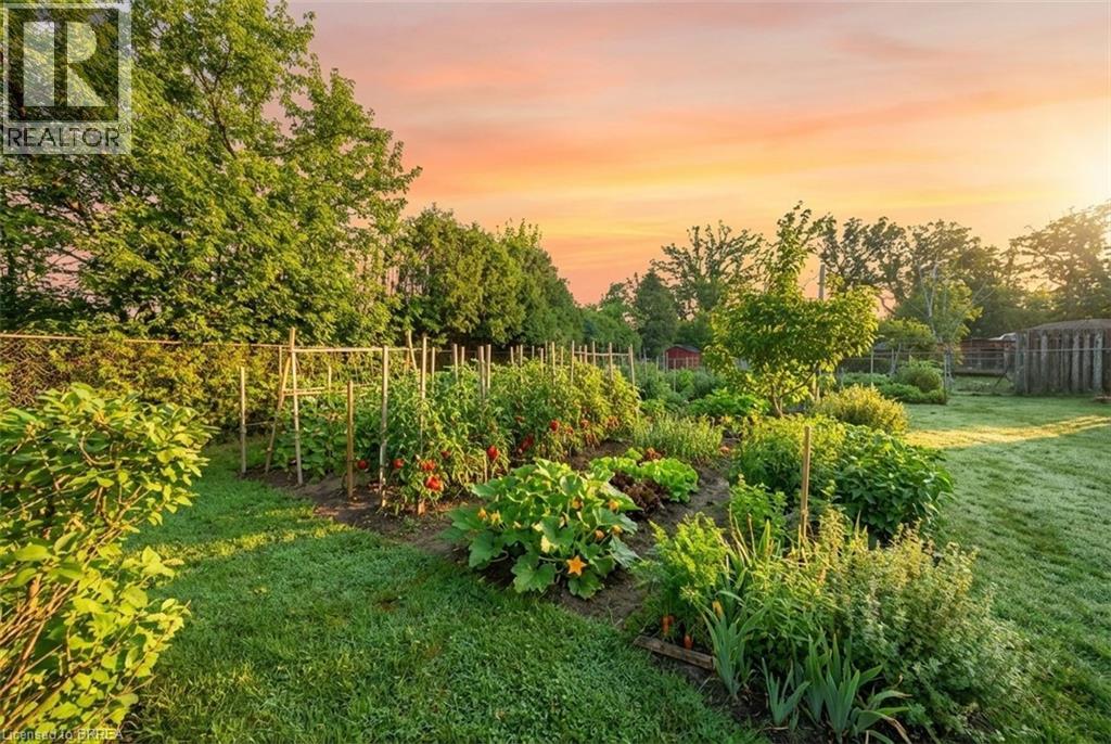 51 Graham Avenue, Brantford, Ontario  N3T 1C6 - Photo 28 - 40818899