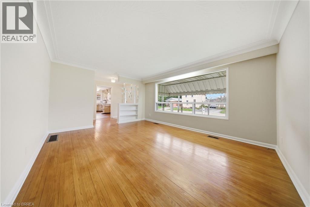 51 Graham Avenue, Brantford, Ontario  N3T 1C6 - Photo 6 - 40818899