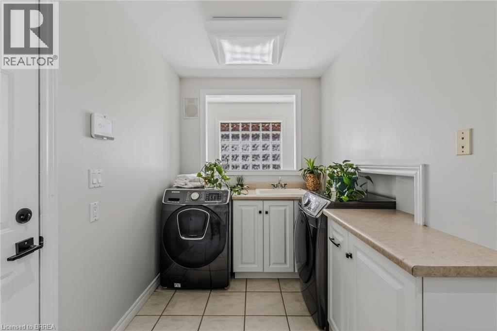 27 Kerr Shaver Terrace, Brantford, Ontario  N3T 6H8 - Photo 11 - 40818875