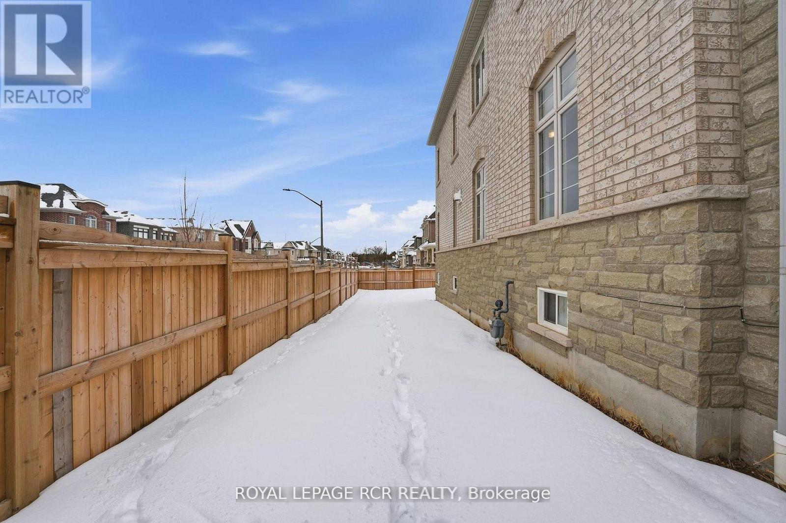 20 Morley Crescent, Whitby, Ontario  L1R 0P1 - Photo 34 - E12991632