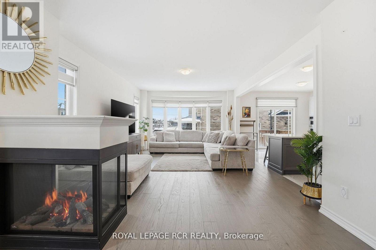 20 Morley Crescent, Whitby, Ontario  L1R 0P1 - Photo 6 - E12991632