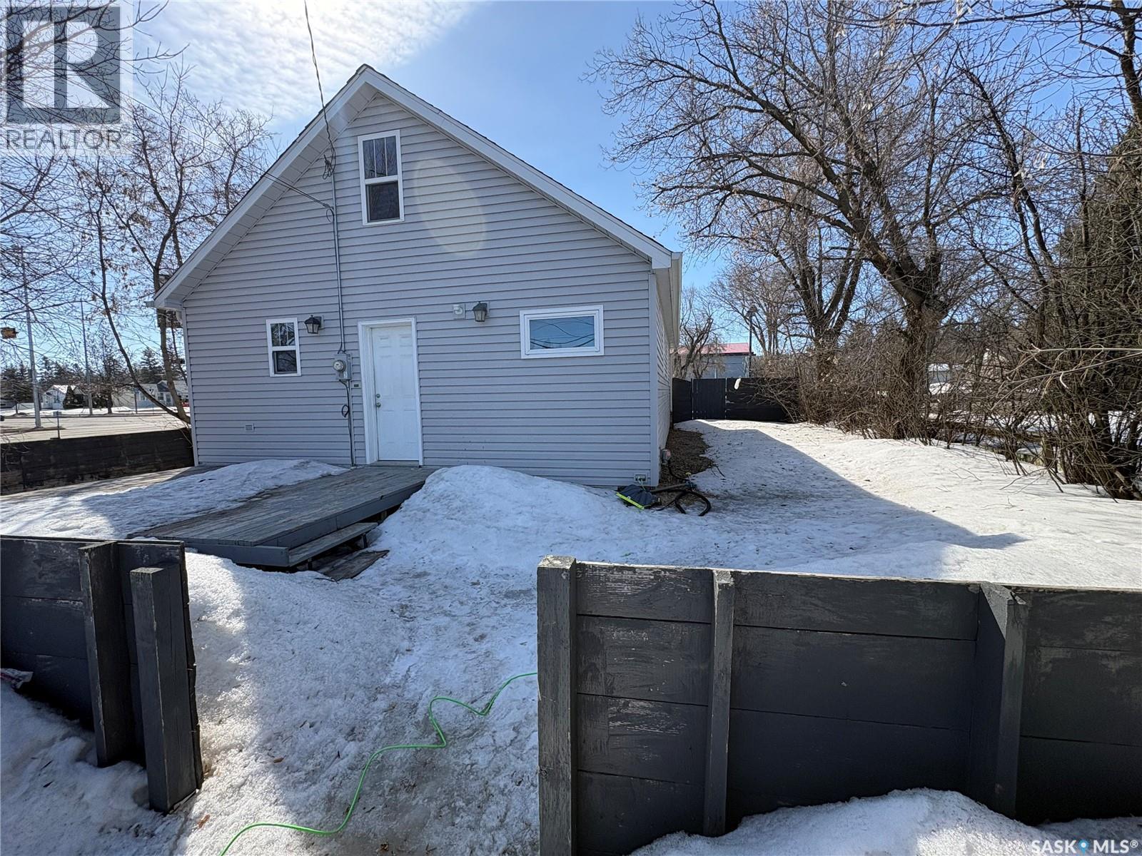193 Broadway Street W, Yorkton, Saskatchewan  S3N 0M8 - Photo 4 - SK032773