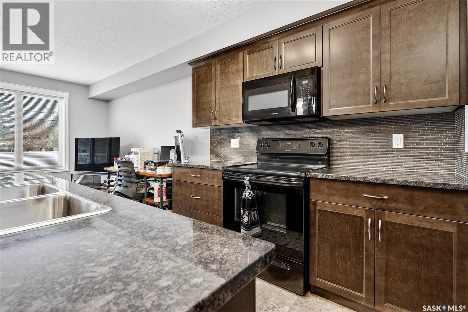 304 940 Bradley Street, Moose Jaw, Saskatchewan  S6J 3M4 - Photo 10 - SK032753