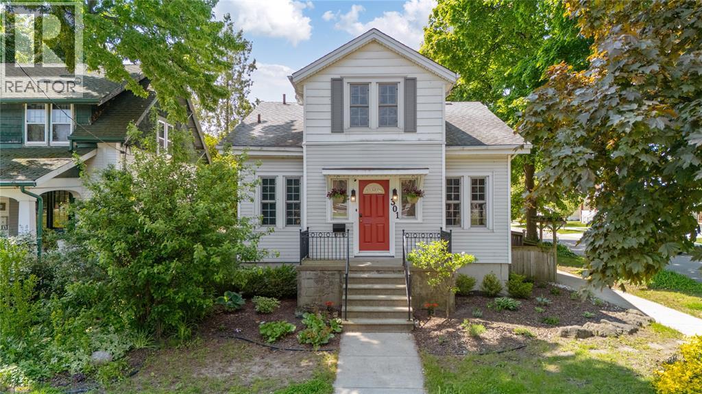 301 Talfourd Street, Sarnia, Ontario  N7T 1P4 - Photo 1 - 26007915