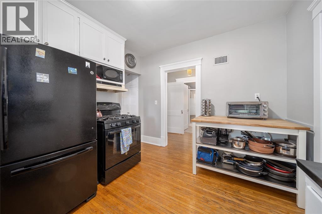 301 Talfourd Street, Sarnia, Ontario  N7T 1P4 - Photo 11 - 26007915