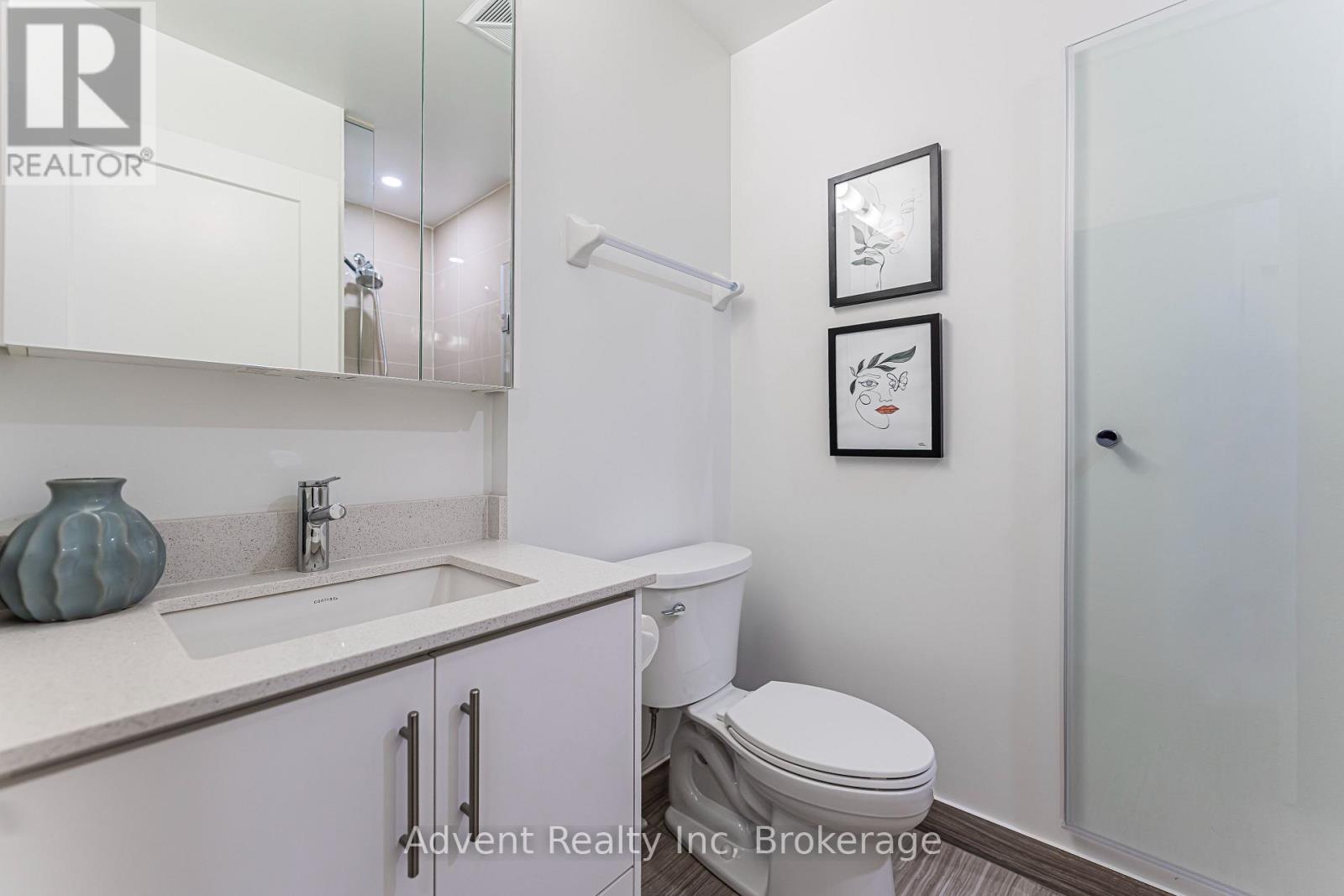 604 - 105 Oneida Crescent, Richmond Hill, Ontario  L4B 0H6 - Photo 18 - N12991518