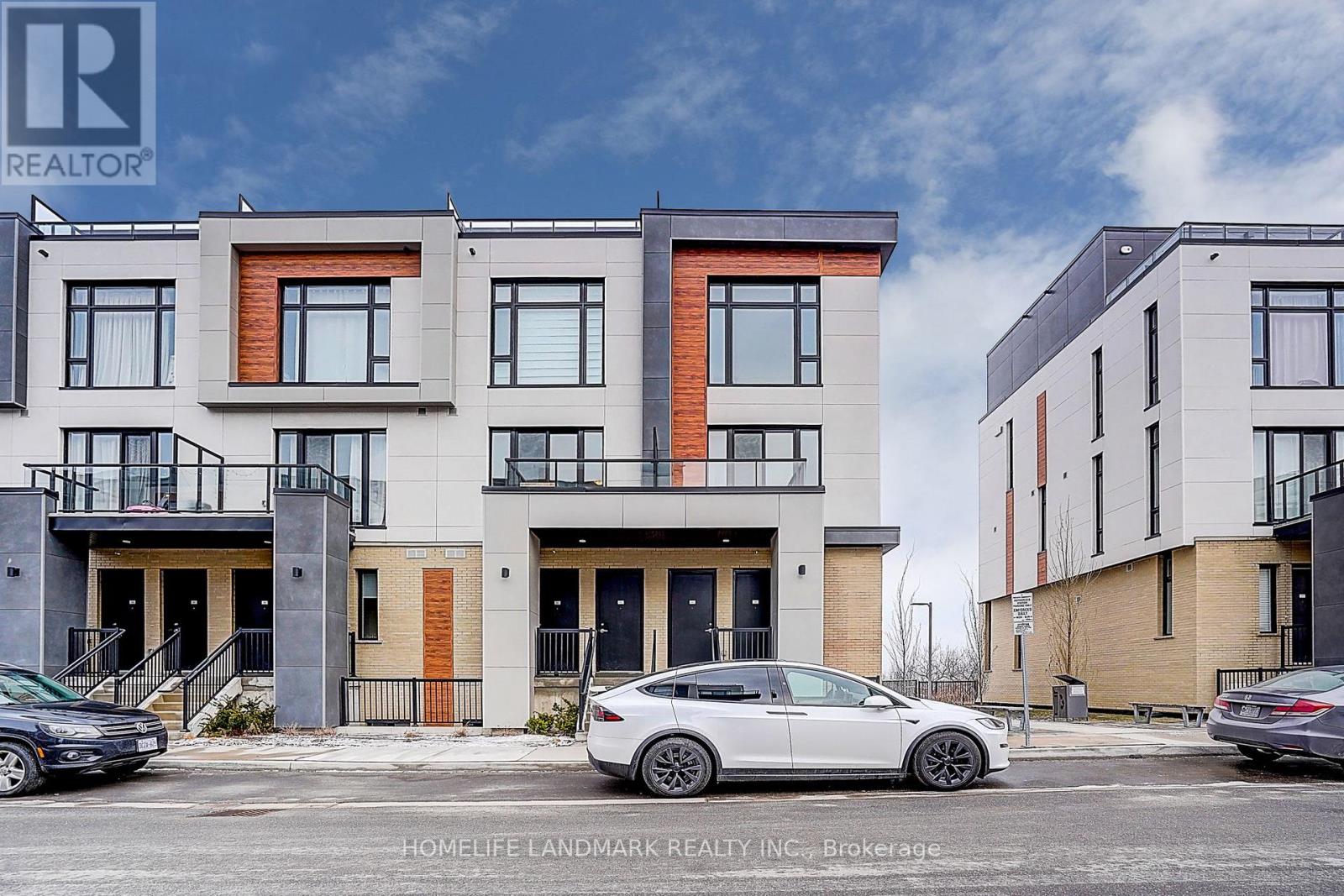 501 - 9 STECKLEY LANE, Richmond Hill, Ontario