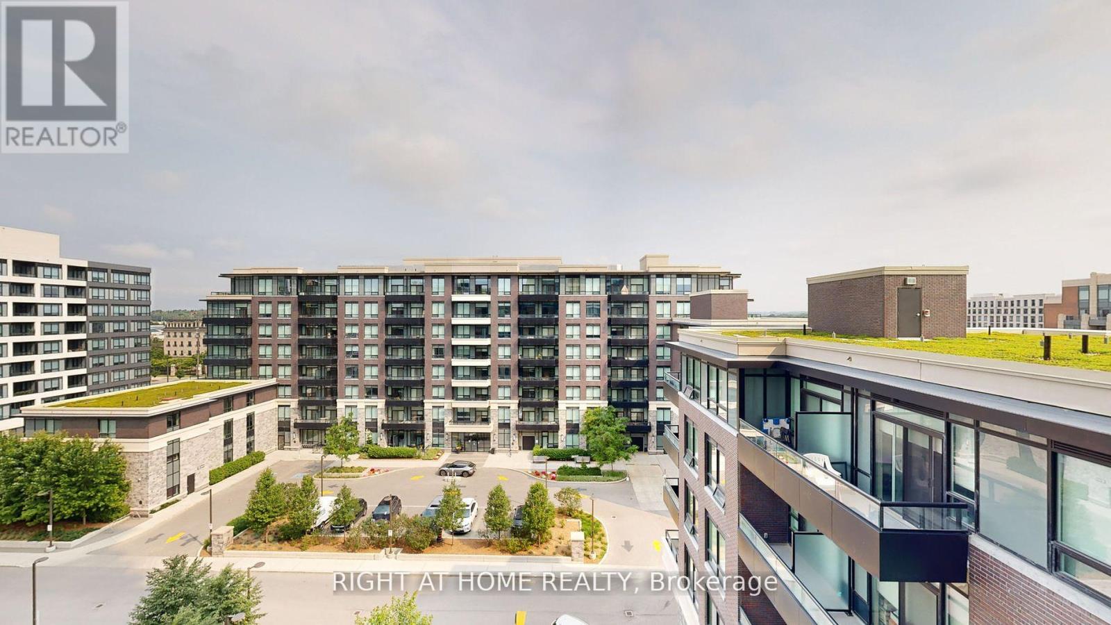 827 - 15 Water Walk Drive, Markham, Ontario  L6G 0G2 - Photo 10 - N12991574