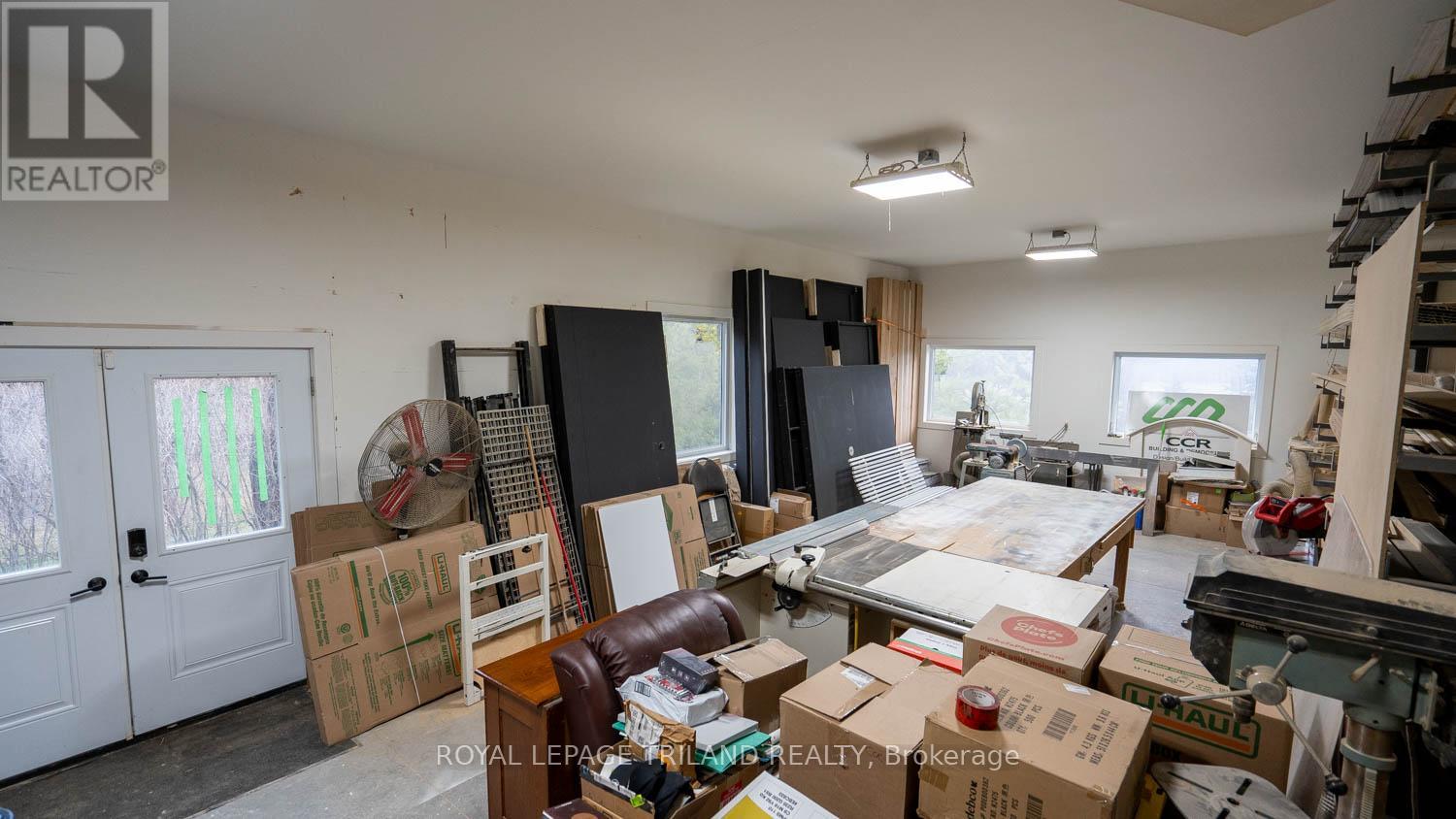 2416 Sunningdale Road W, Middlesex Centre, Ontario  N6H 5L2 - Photo 33 - X12991416