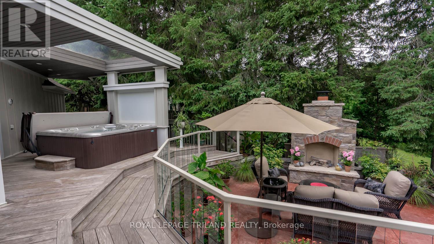 2416 Sunningdale Road W, Middlesex Centre, Ontario  N6H 5L2 - Photo 42 - X12991416