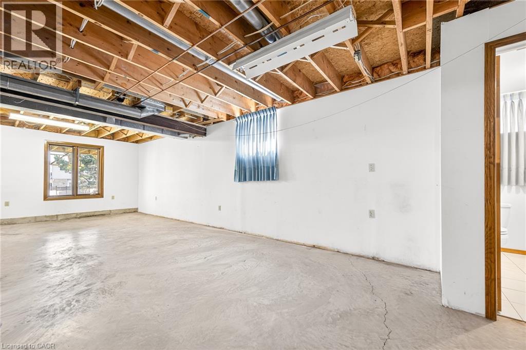 27 Trieste Place, Hamilton, Ontario  L9B 2C3 - Photo 33 - 40820230