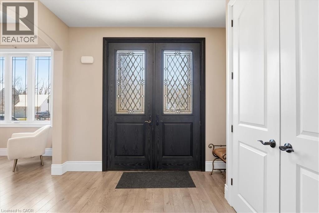 3971 Wilson Street, Shakespeare, Ontario  N0B 2P0 - Photo 4 - 40818872