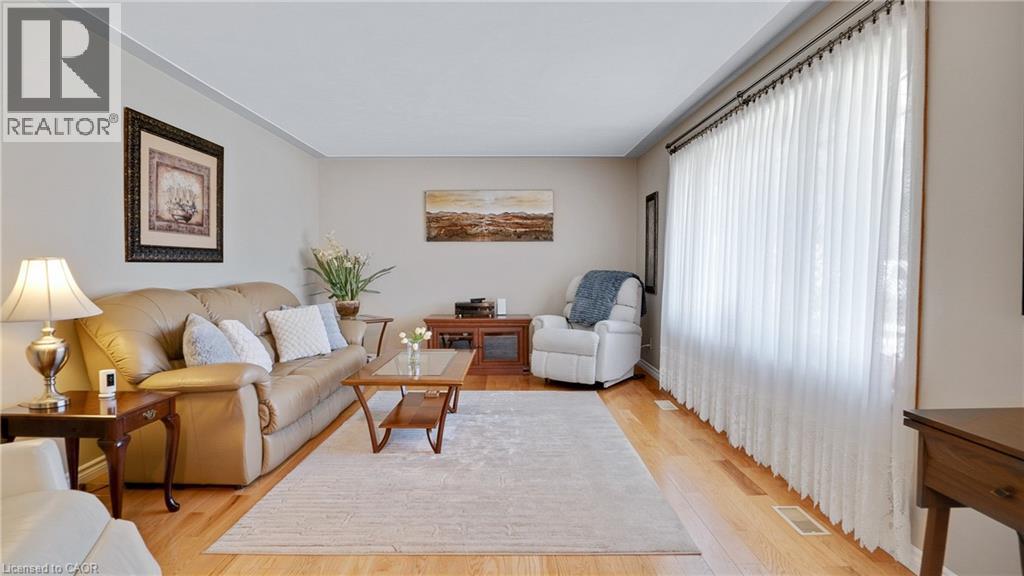 159 Elkington Drive, Kitchener, Ontario  N2B 1S1 - Photo 7 - 40818591