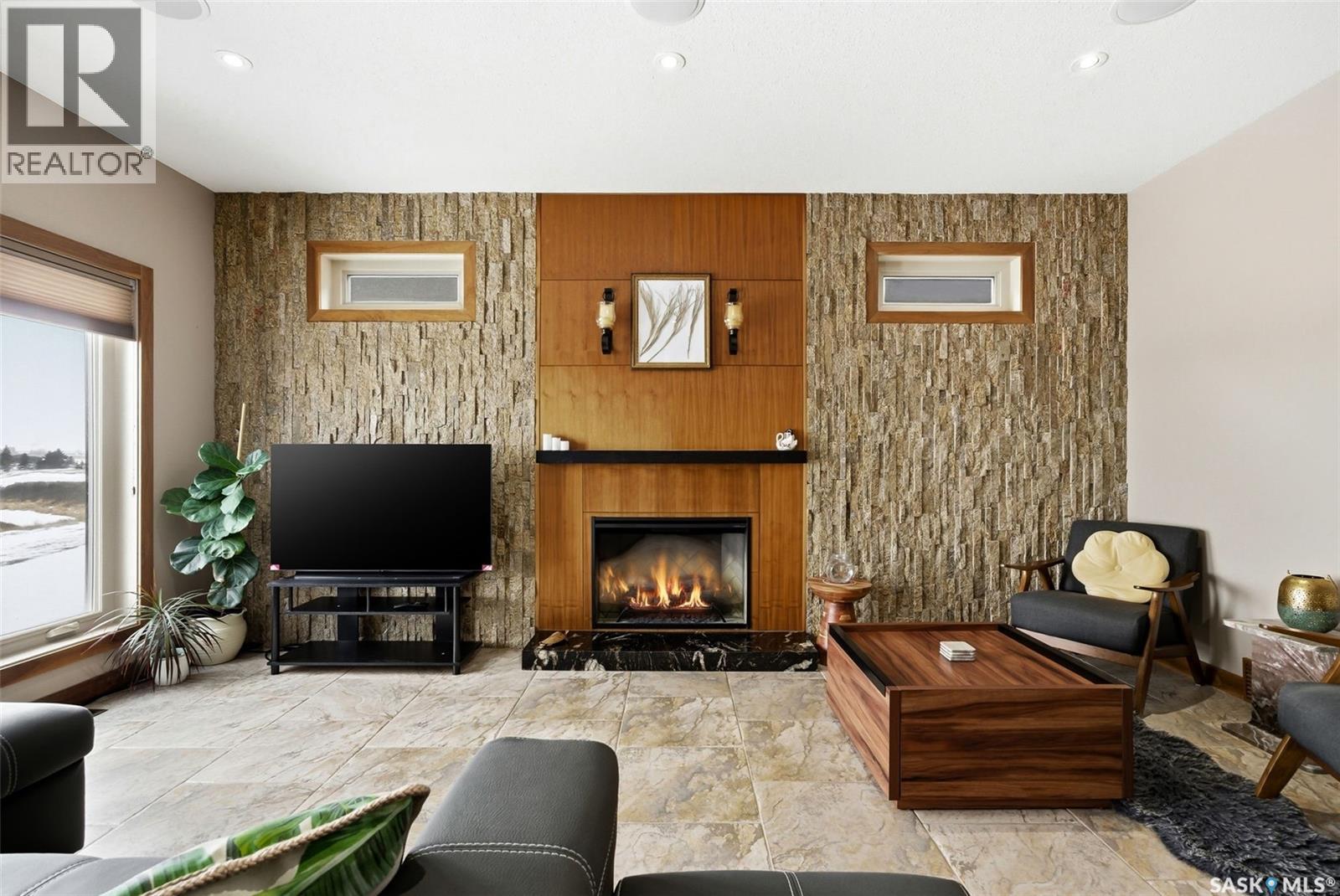 7502 Lilac Place, Regina, Saskatchewan  S4Y 0B3 - Photo 5 - SK030941