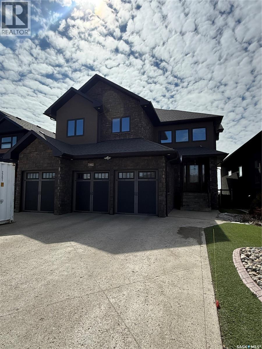 7502 Lilac PLACE, Regina, Saskatchewan