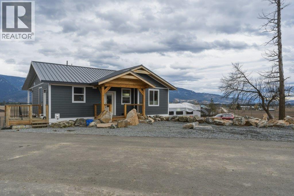 4370 Round Prairie Road, Spallumcheen, British Columbia  V0E 2B4 - Photo 4 - 10377394