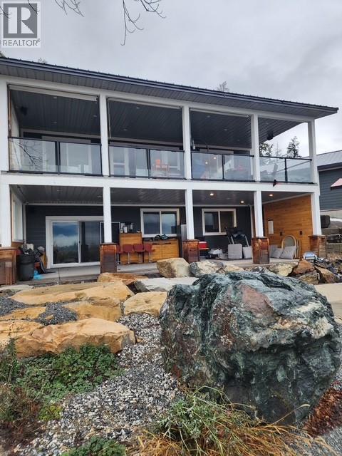 4370 Round Prairie Road, Spallumcheen, British Columbia  V0E 2B4 - Photo 6 - 10377394