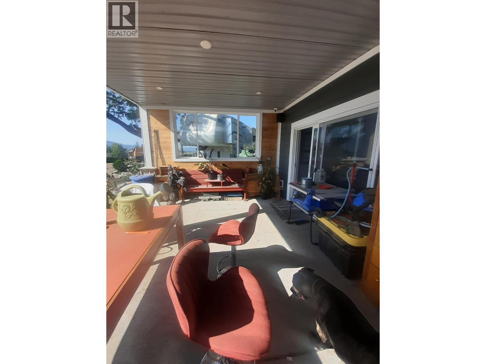 4370 Round Prairie Road, Spallumcheen, British Columbia  V0E 2B4 - Photo 7 - 10377394