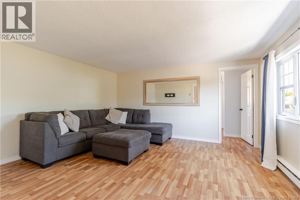 31 Leafwood Crescent, Fredericton, New Brunswick  E3B 6N6 - Photo 11 - NB136839