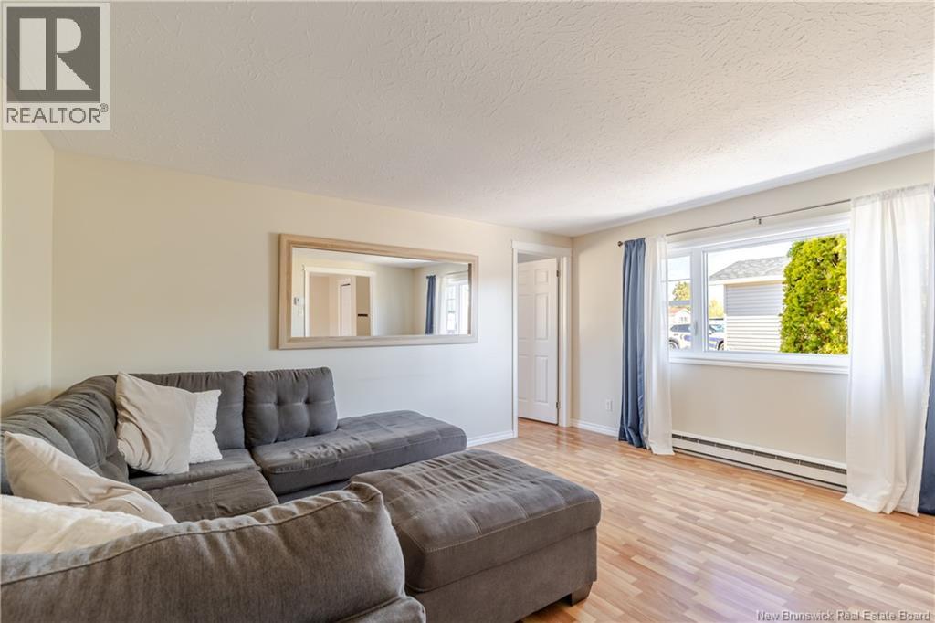 31 Leafwood Crescent, Fredericton, New Brunswick  E3B 6N6 - Photo 13 - NB136839