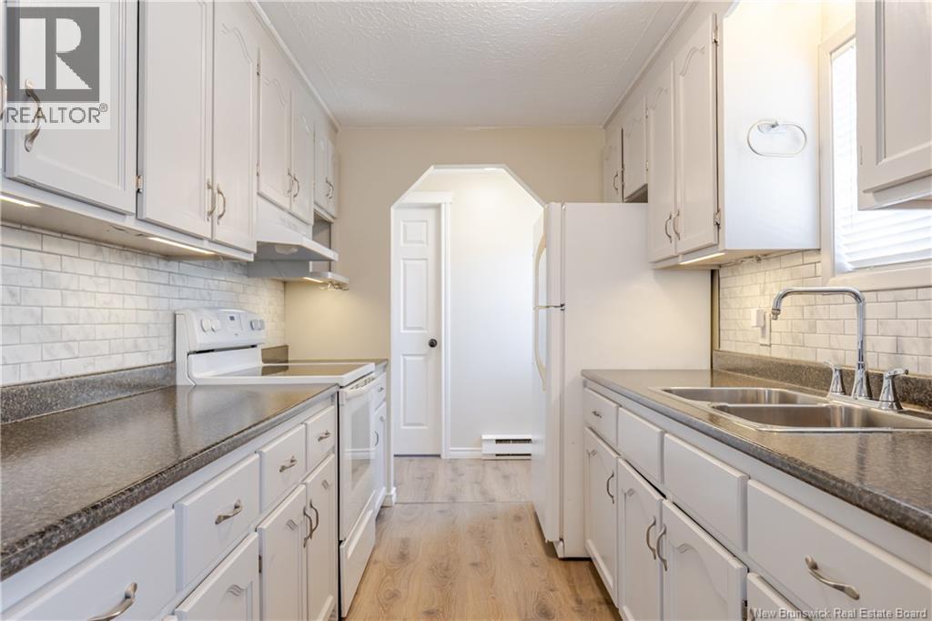 31 Leafwood Crescent, Fredericton, New Brunswick  E3B 6N6 - Photo 6 - NB136839