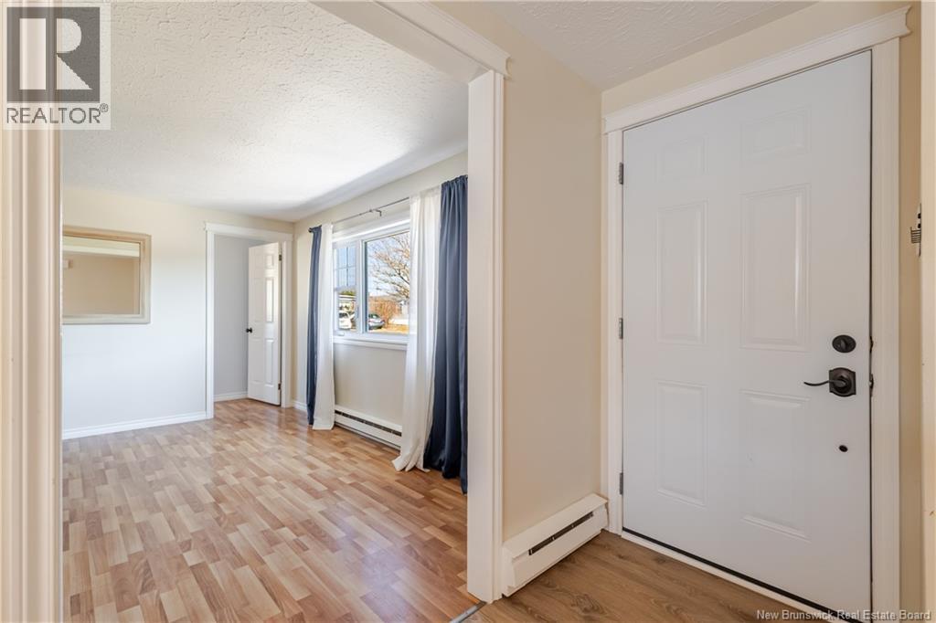 31 Leafwood Crescent, Fredericton, New Brunswick  E3B 6N6 - Photo 9 - NB136839