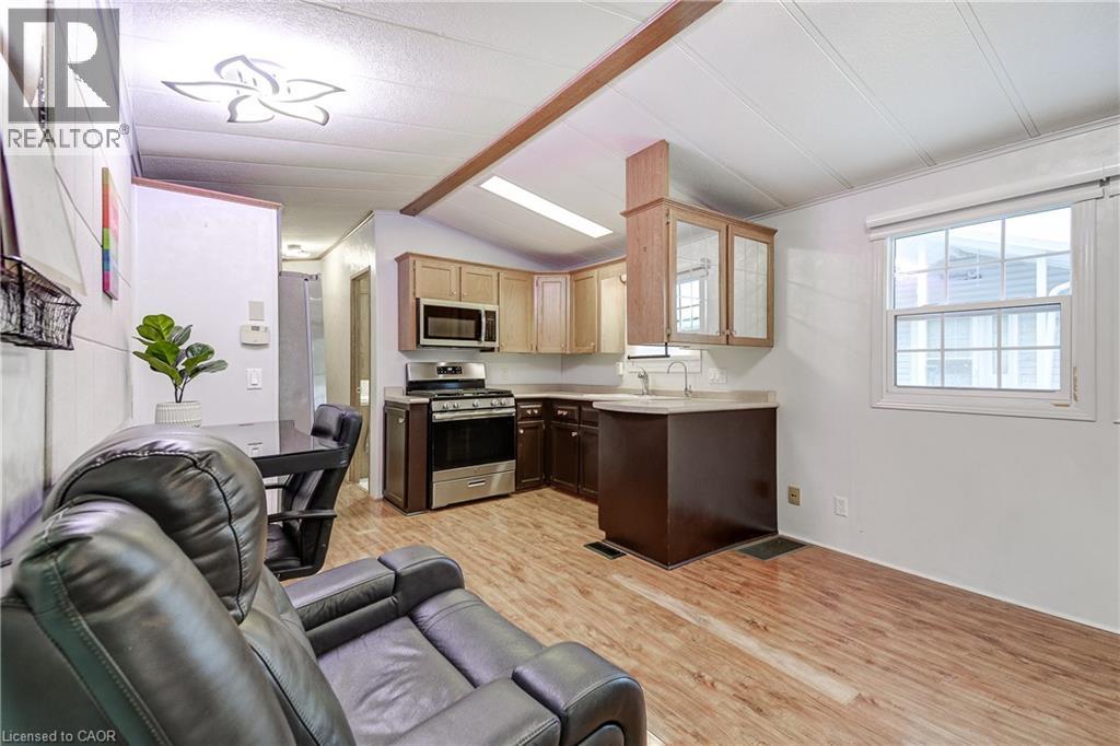 490 Spruce Street, Fergus, Ontario  N1M 2W5 - Photo 8 - 40805377