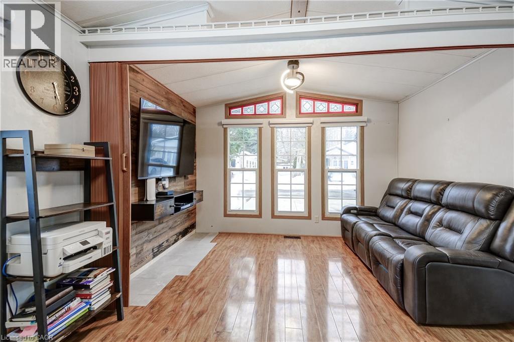 490 Spruce Street, Fergus, Ontario  N1M 2W5 - Photo 7 - 40805377