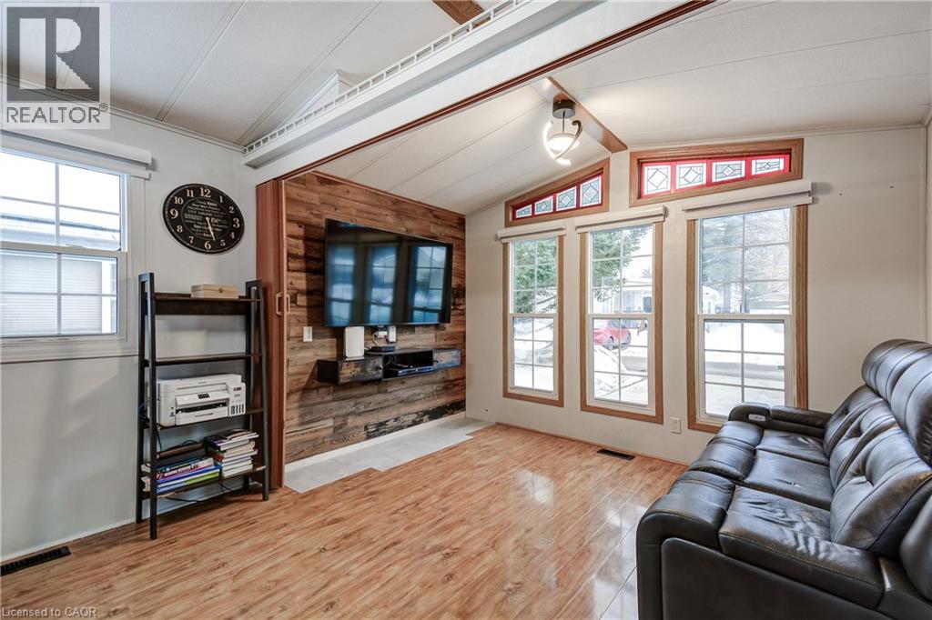 490 Spruce Street, Fergus, Ontario  N1M 2W5 - Photo 6 - 40805377