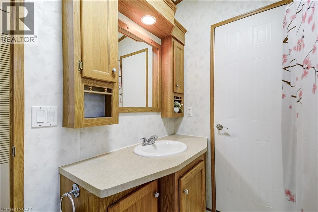 490 Spruce Street, Fergus, Ontario  N1M 2W5 - Photo 16 - 40805377