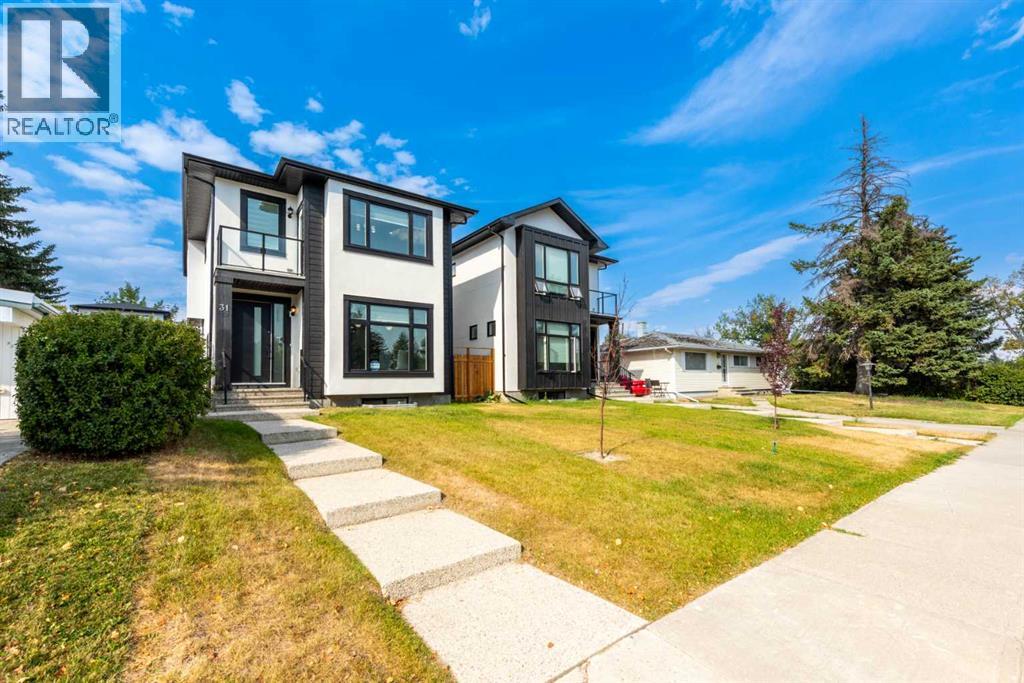 31 Harvard Street Nw, Calgary, Alberta  T2K 2B5 - Photo 2 - A2288389