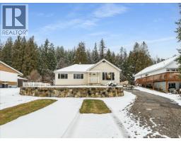 2824 9th Avenue, Castlegar, British Columbia
