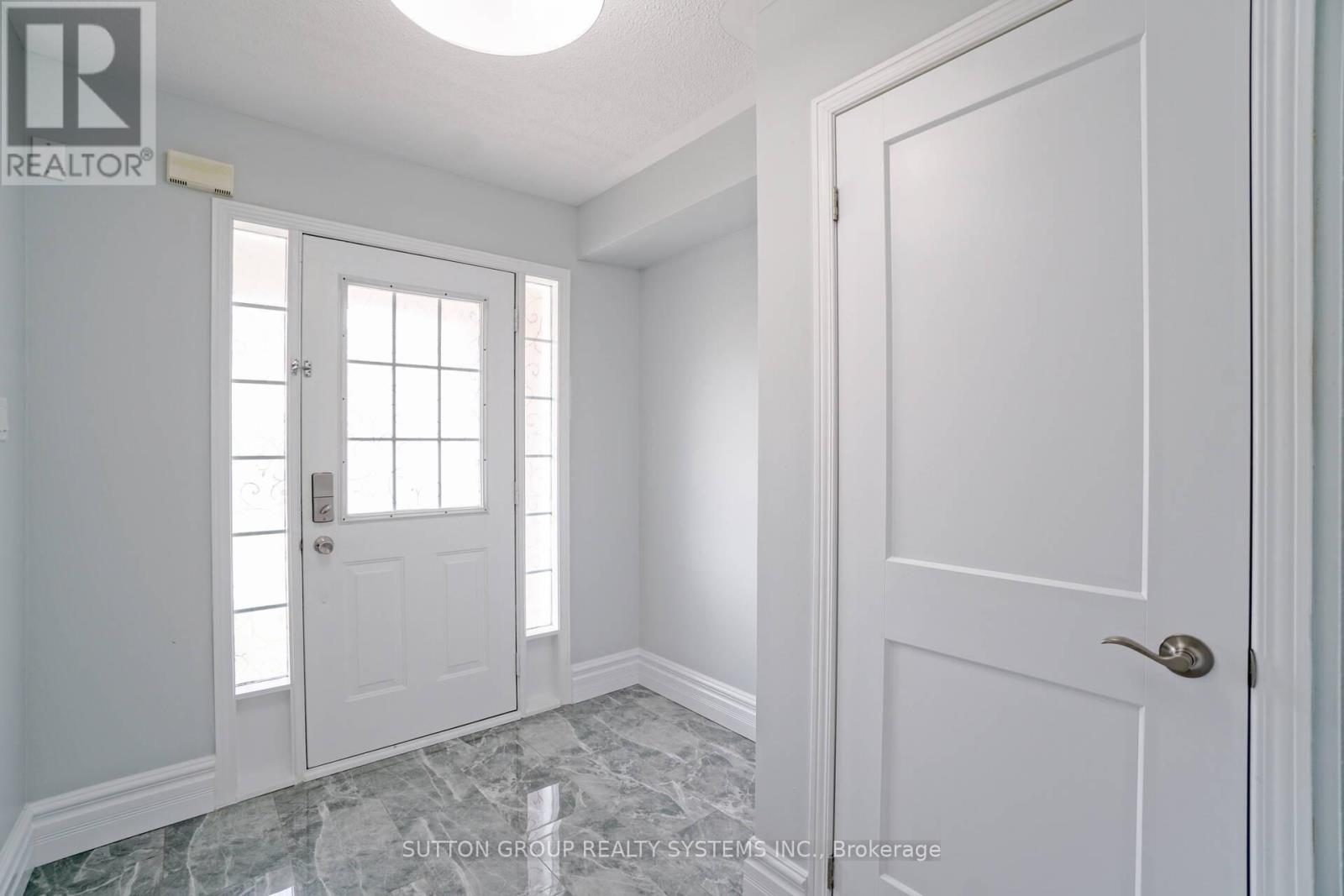 14 - 6399 Spinnaker Circle, Mississauga, Ontario  L5W 1Z6 - Photo 13 - W12991504