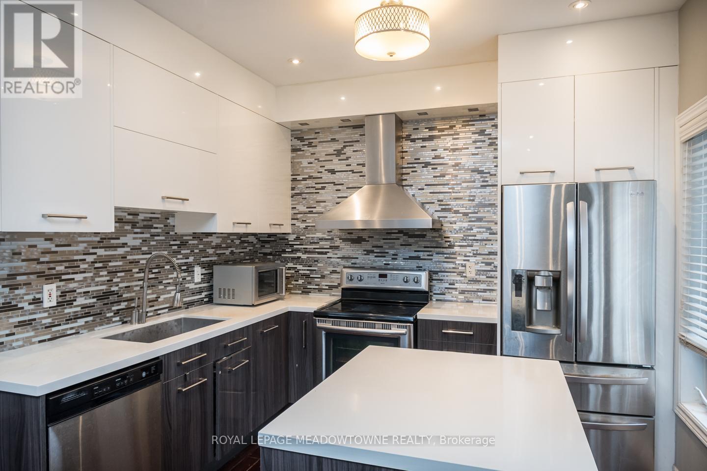 3486 Eglinton Avenue W, Mississauga, Ontario  L5M 7P4 - Photo 11 - W12991512