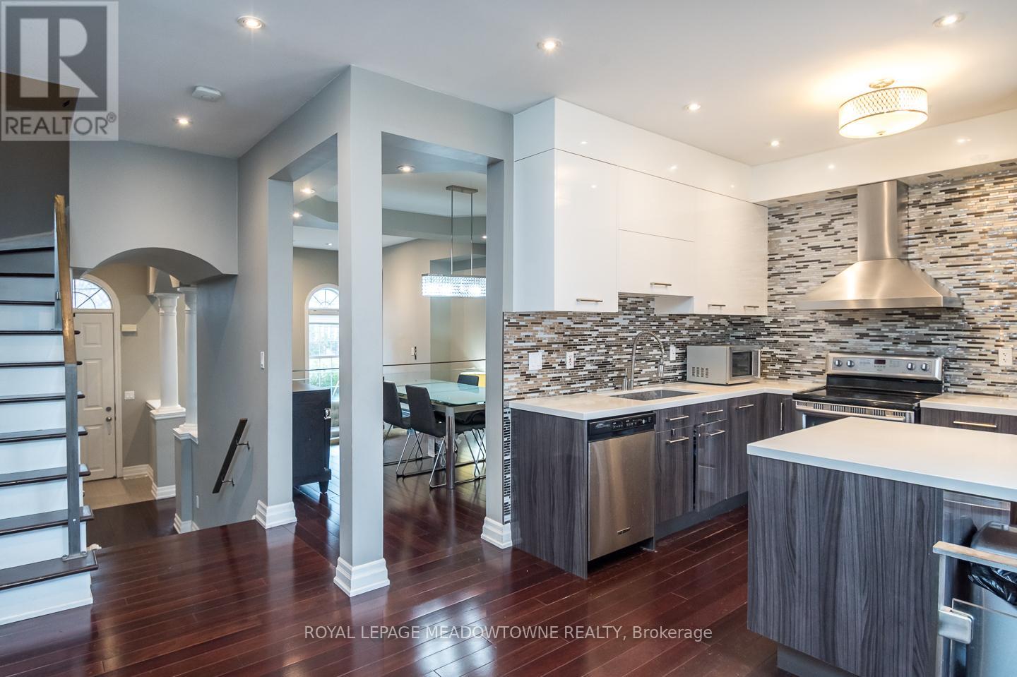 3486 Eglinton Avenue W, Mississauga, Ontario  L5M 7P4 - Photo 15 - W12991512