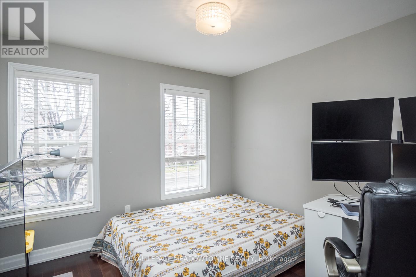 3486 Eglinton Avenue W, Mississauga, Ontario  L5M 7P4 - Photo 22 - W12991512