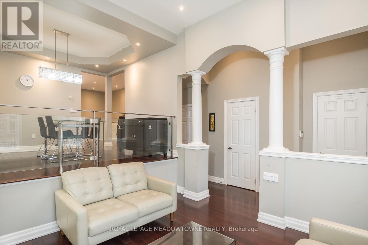 3486 Eglinton Avenue W, Mississauga, Ontario  L5M 7P4 - Photo 8 - W12991512