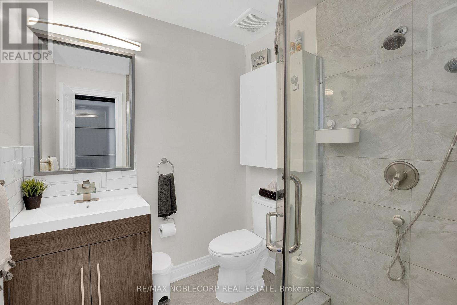 9240 Castlederg Side Road, Caledon, Ontario  L7E 0S2 - Photo 25 - W12991524