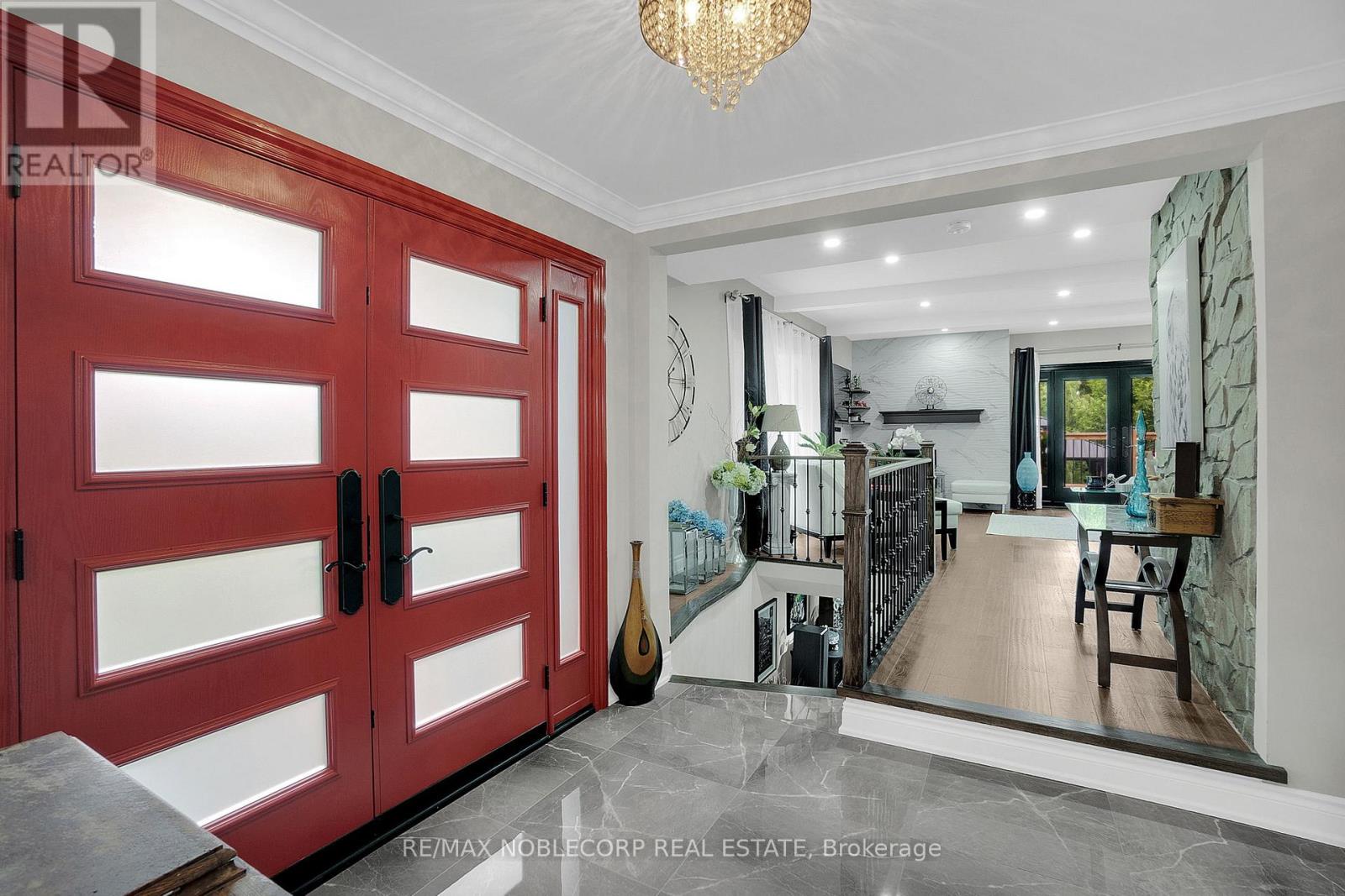 9240 Castlederg Side Road, Caledon, Ontario  L7E 0S2 - Photo 4 - W12991524