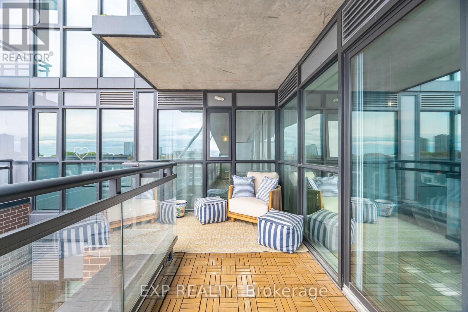 812 - 25 Neighbourhood Lane, Toronto, Ontario  M8Y 0C4 - Photo 28 - W12991542